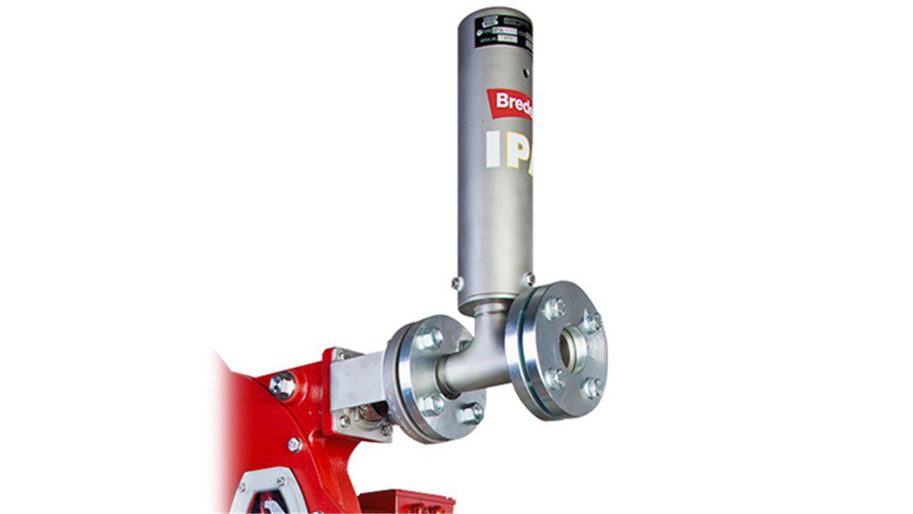 Inlet pulse accumulator